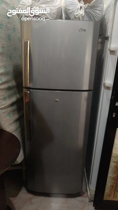 ثلاجه  LG  صغيرة للبيع