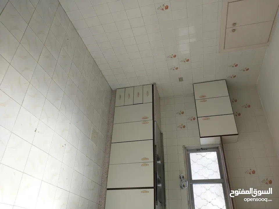 شقة في جبل الاشرفية قرب مستشفى البشير