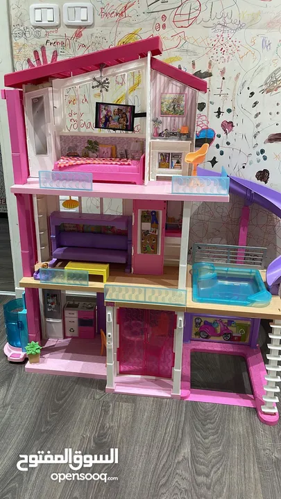 Barbie dream house