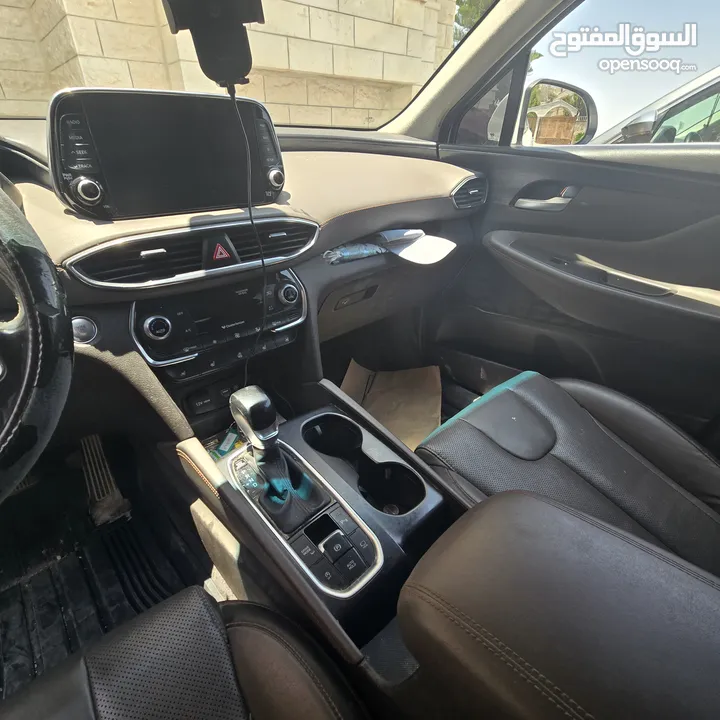 سانتافي 2019