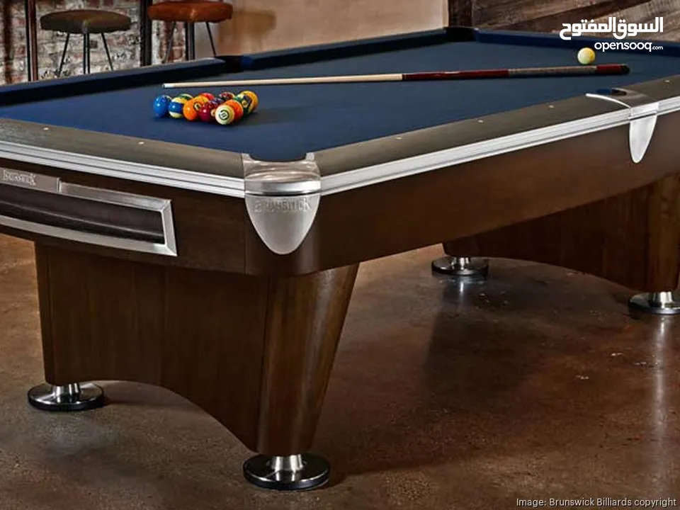 برونزويك طاولة بلياردو / Brunswick billiard table