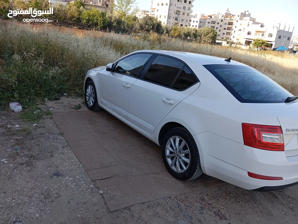 سكودا اوكتافيا 2016