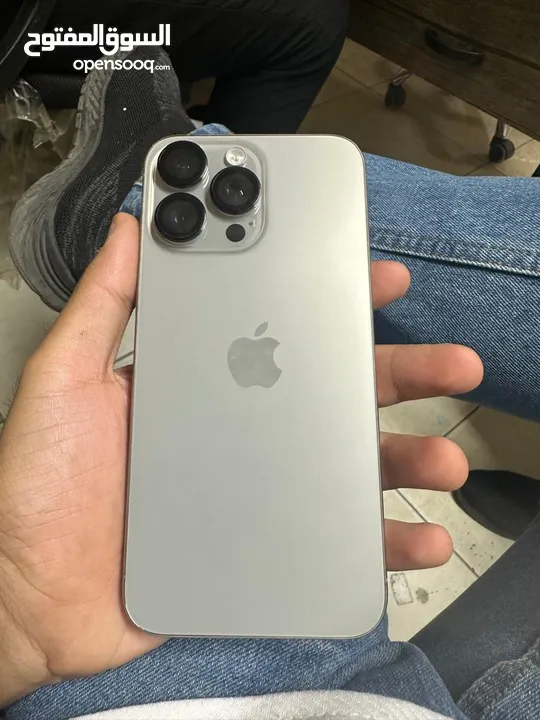 آيفون  15 pro max 256  مغير شاشة original كلفتني 175
