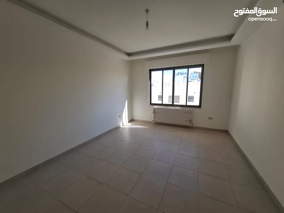 شقة غير مفروشة للبيع ( Property ID : 41332 )