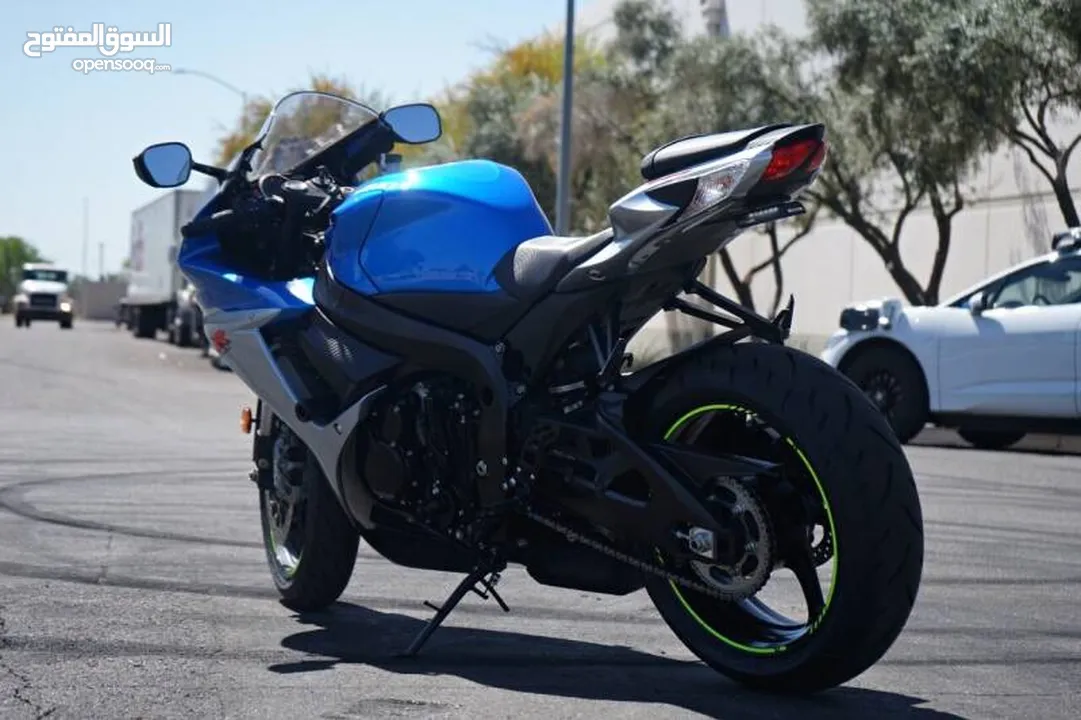 2023 Suzuki GSX-R600 ( WhatsApp at +966,5917,59760 )