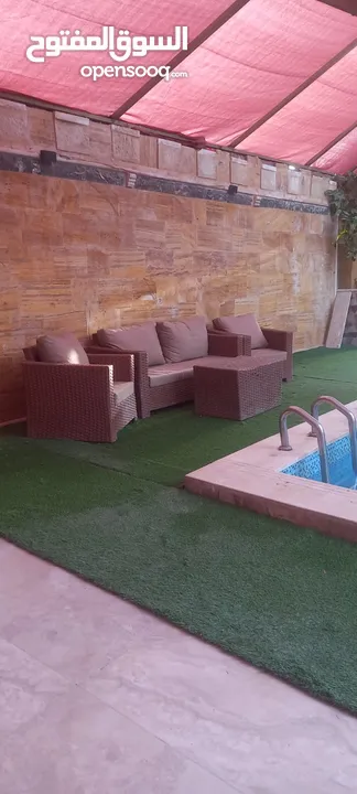 شاليه و مزرعه للايجار بالغور 50 دينار مسبح مدفأ 4*8 بدون عربون مع بلياردو و ترامبولين
