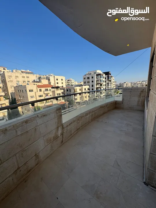 شقة طابقية مميزة للبيع في دير غبار / خلف Centro Mada Amman طريق المطار .