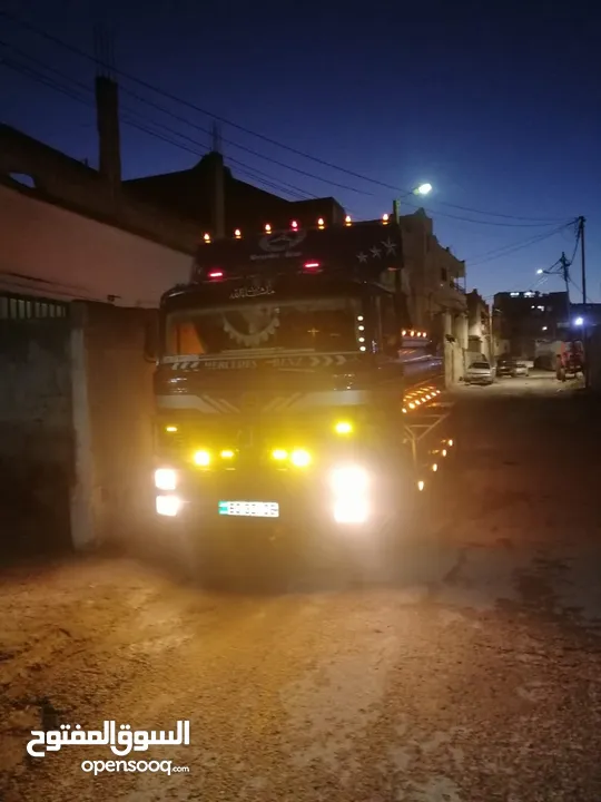 تنك ماء للبيع