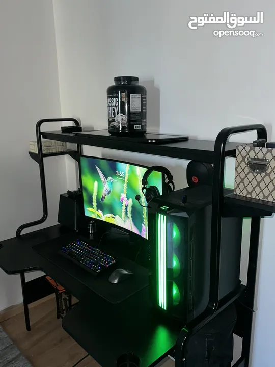 Gaming Pc full set only chair needed  كمبيوتر جيمينج كامل بحالة ممتازة جداً