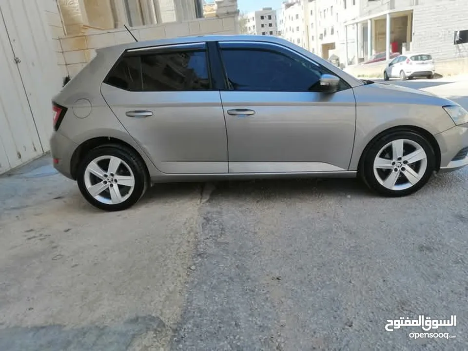 سكودا فابيا اتوماتيك