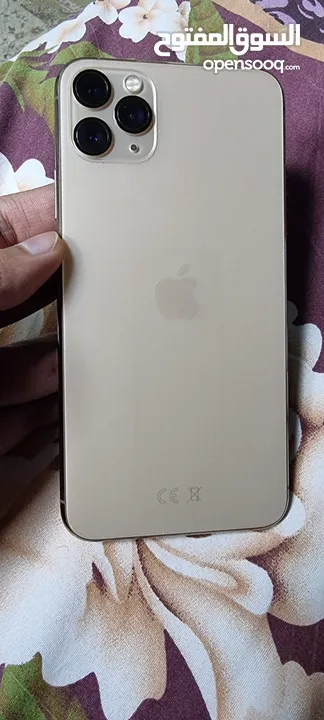 Iphone 11 pro max 256gb first owner, 75% original battery with first payment slip and Original Box