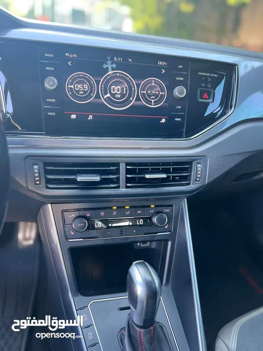 VW GTI 2000cc وقوة 207 حصان وقوة عزم 320 نيوتن