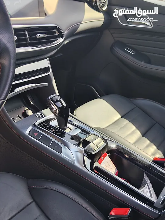 MG EHS plug in hybrid 2022
