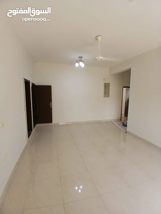 Al khwair 3 bhk flat for rent