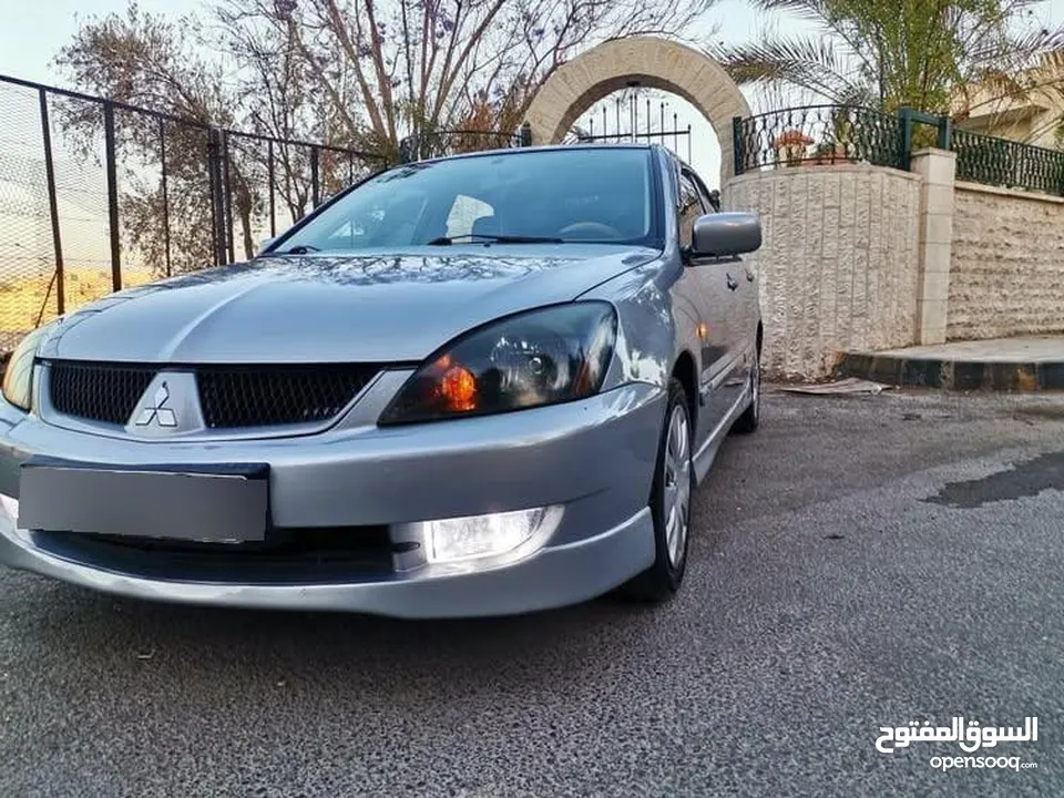 متسوبيشي لانسر موديل 2011
