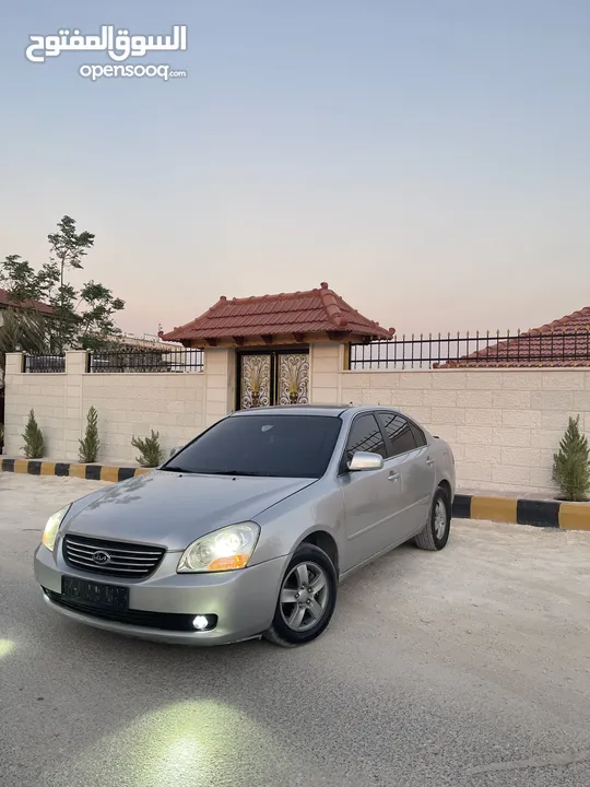 كيا لوتزي 2006 3 جيد لون سلفر ماتور 2000cc
