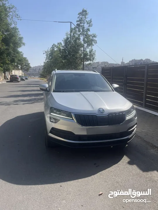 سكودا كاروك 2021 ماطور 1500 تيربو عداد قليل يد اولى من الوكالة بحالة ممتازة جدا نظيفة للبيع
