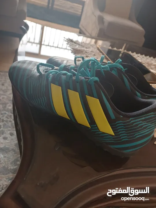 Adidas football shoes used like new