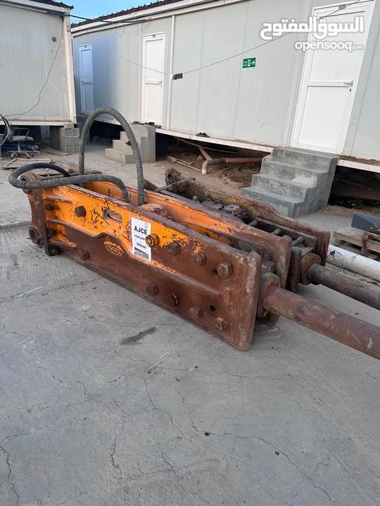 AJCE BREAKER FOR MACHINE 40 TO 50 TON