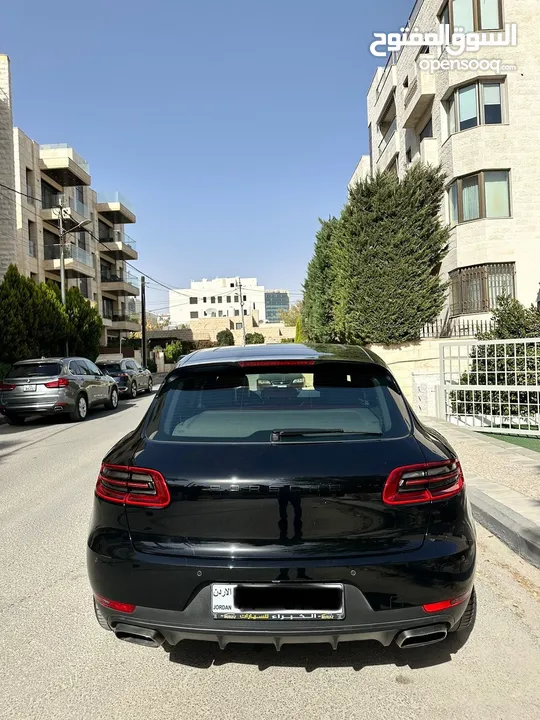 Porsche macan 2018