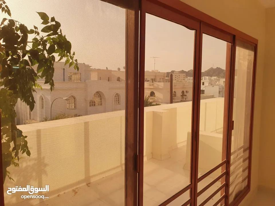 3 Bedrooms Penthouse Apartment for Rent in Wadi Kabir REF:1126AR