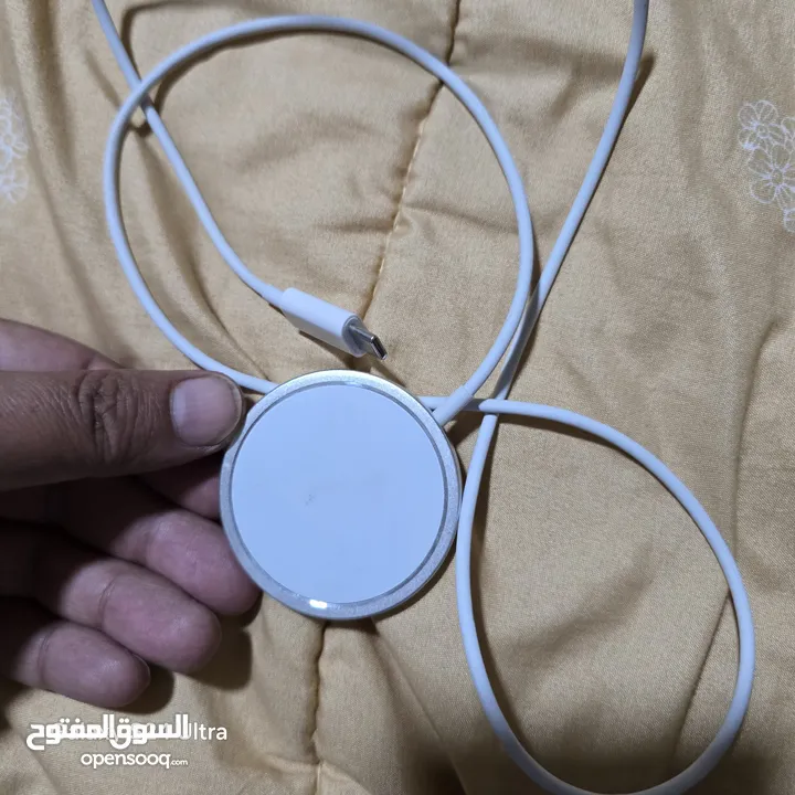 شاحن لاسلكي