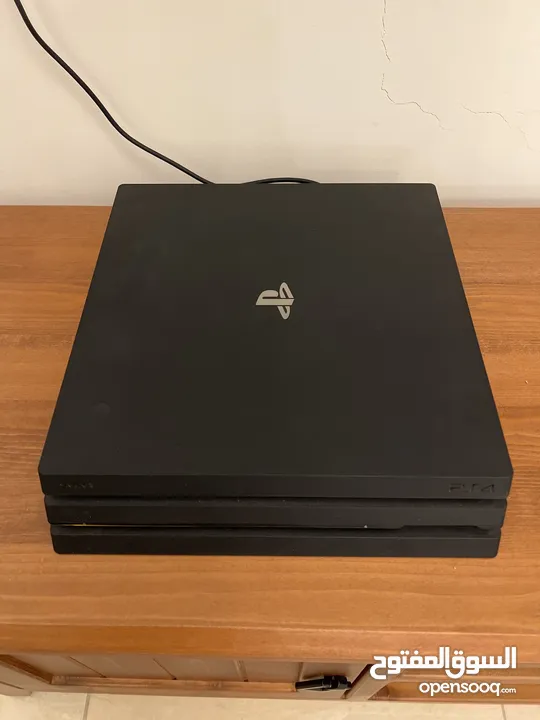 PS4 Pro 1TB Used