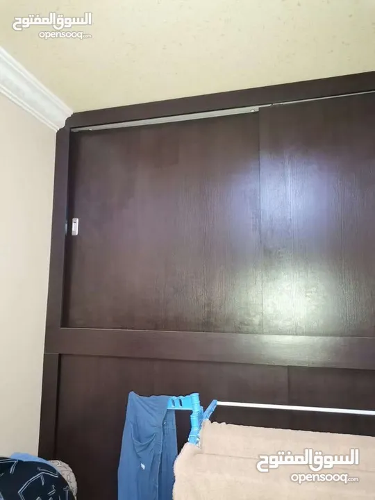 منزل مستقل للبيع مساحة 442 مكون من طابقين  الطابق الاول مستقل وشقتين الطابق الثاني كل شقه مستقله
