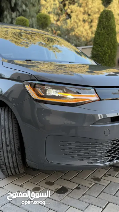 فولكس فاجن كادي ترخيص 2022/ركاب 6+1 محرك 2000 ديزل  جير اوتاوماتيك 122 حصان