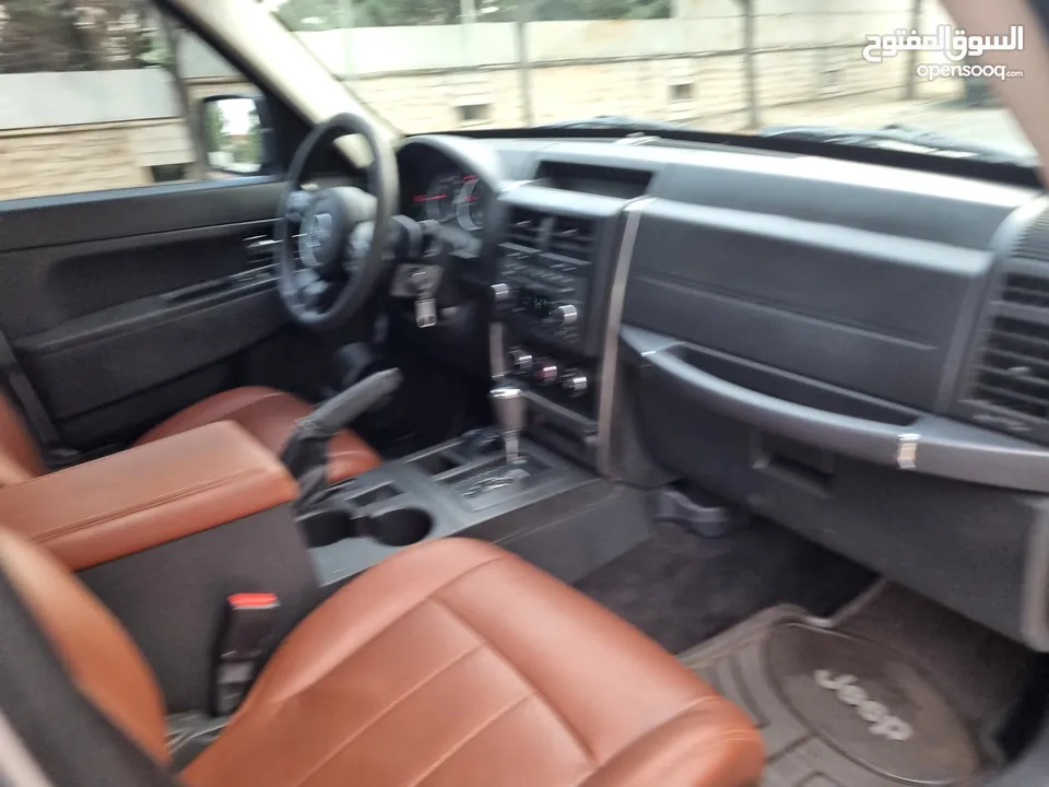 بحالة الوكاله جيب ليبرتي 2011، فحص كامل، 4X4
