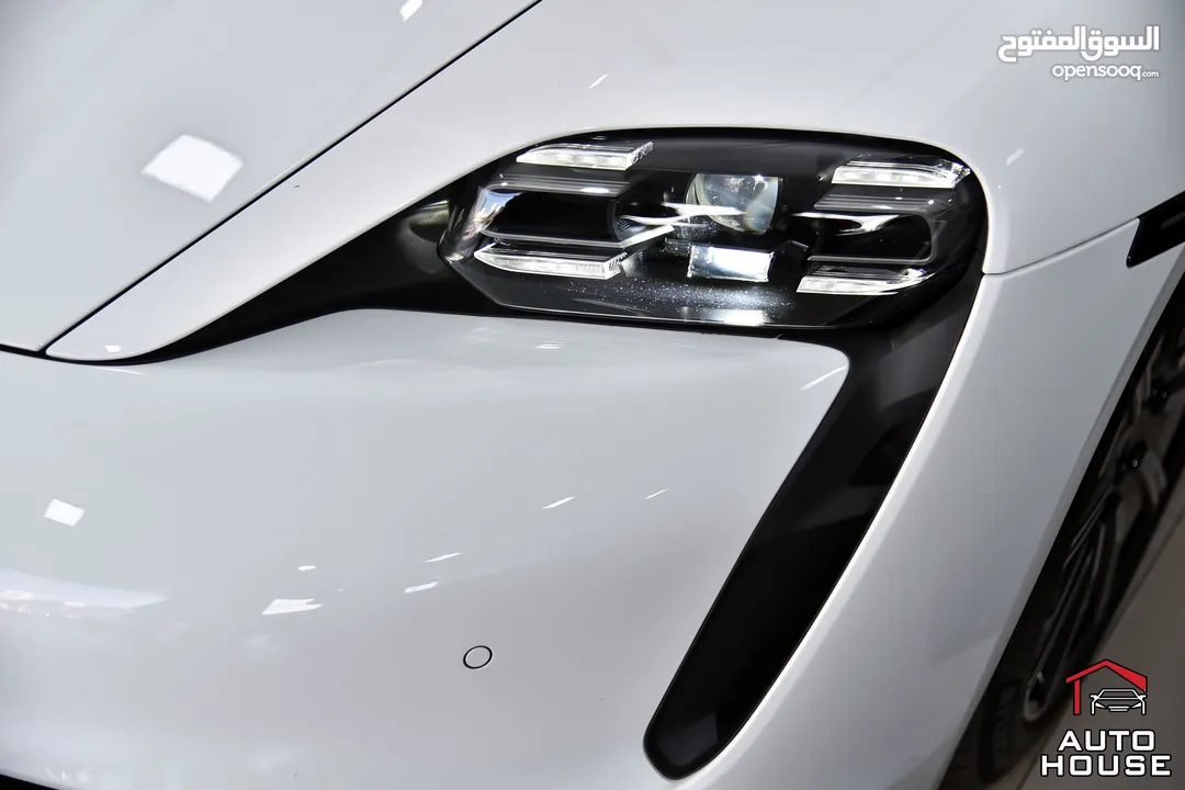 بورش تايكان كهربائية بالكامل 2023 Porsche Taycan EV