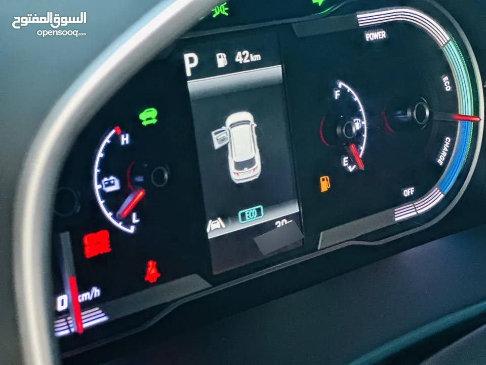 هونداي توسان 2022 فل بدون فتحة سقف  2x4 ///240Hp بنزين + كهرباء  ( Haybrid) 1600cc