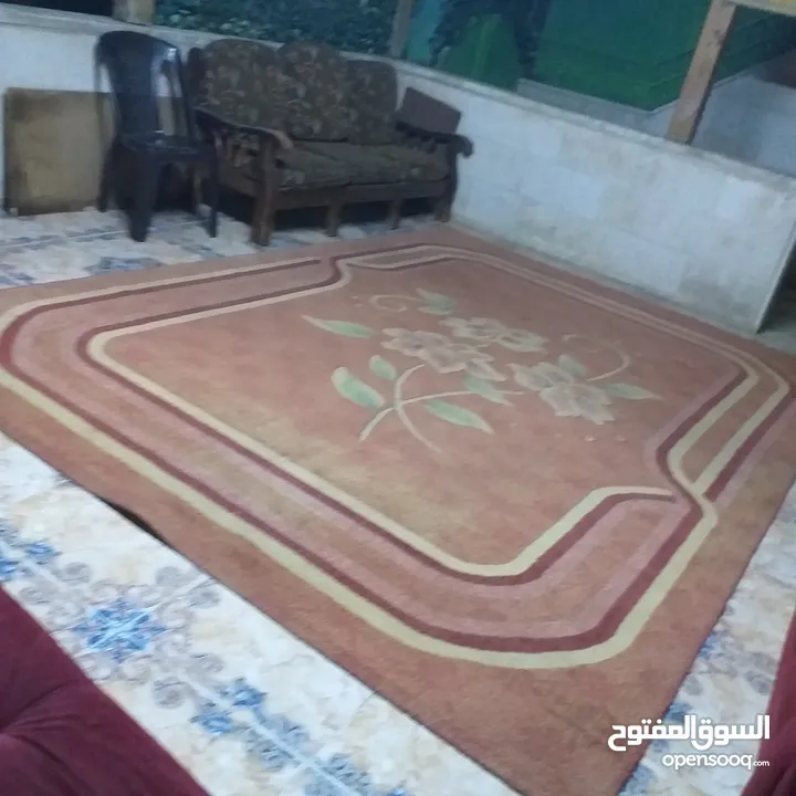 بيع مستعجل سجادة نوع تركي  مترين و 65 العرض والطول 375 ثقيلة بحالة جيدة جدا