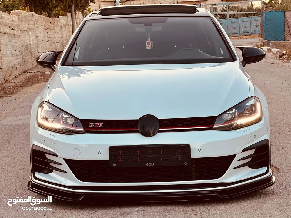 Golf gti mk7.5 2019 .2020 2000 245hp سياره ستوك  تهبيط شركة  Golf gti mk7.5