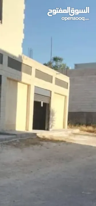 مخازن عدد 2 ونص للبيع