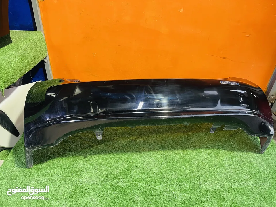 طمبون خلفي تويوتا بريوس 2010-2015  Toyota  Prius 2010-2015 اصلي مستعمل لون اسود