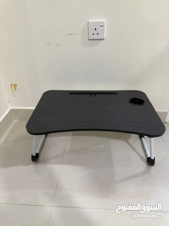 طاولة لابتوب / laptop table