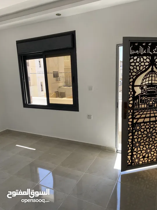 شقق فاخرة للبيع بسعر مغري جداً جداً جداً