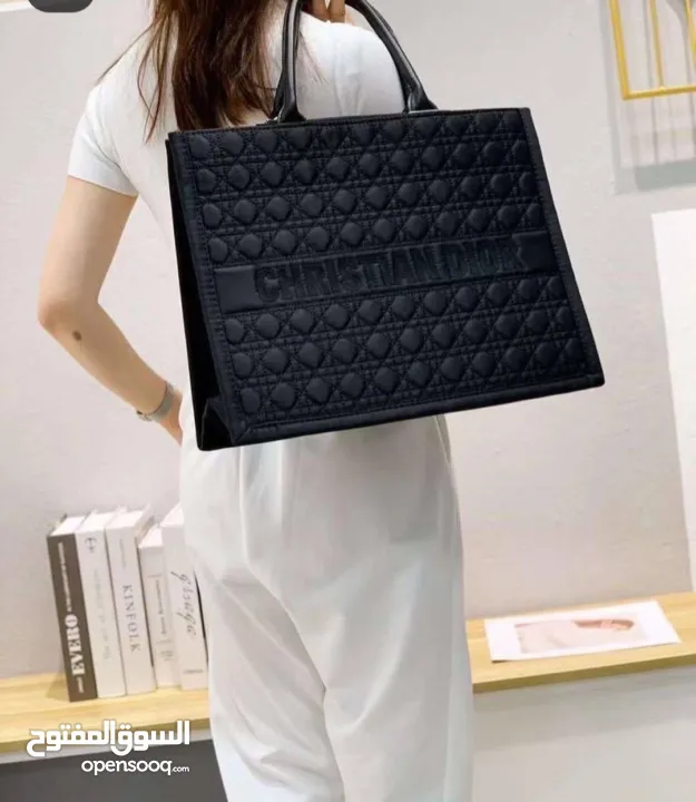 شنط نسائية فخامة و اناقة شنطة كريستيان ديور - حجم كبير  ماستر كوبي  فل تختيم