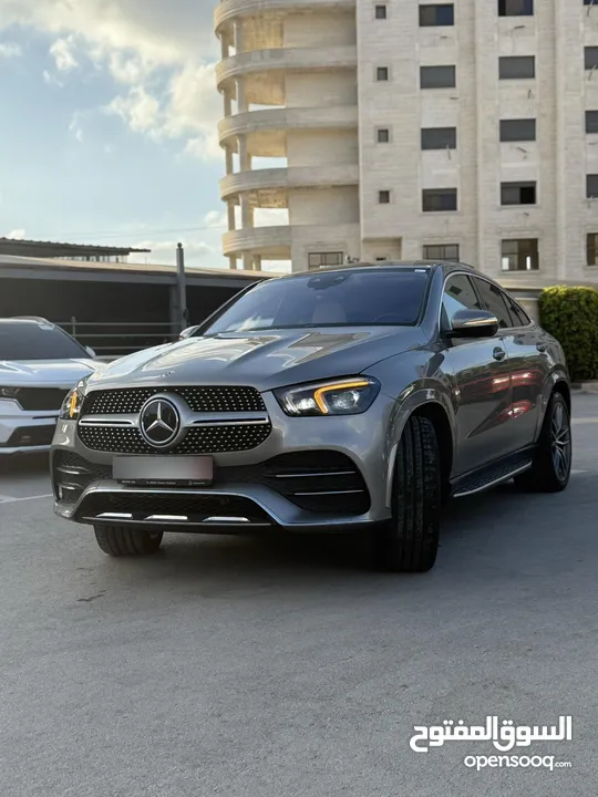 مارسيدس GLE 350e ترخيص 2022 محرك 2000 هايبرد plug in/يقطع على الشحنه 99 كيلو متر