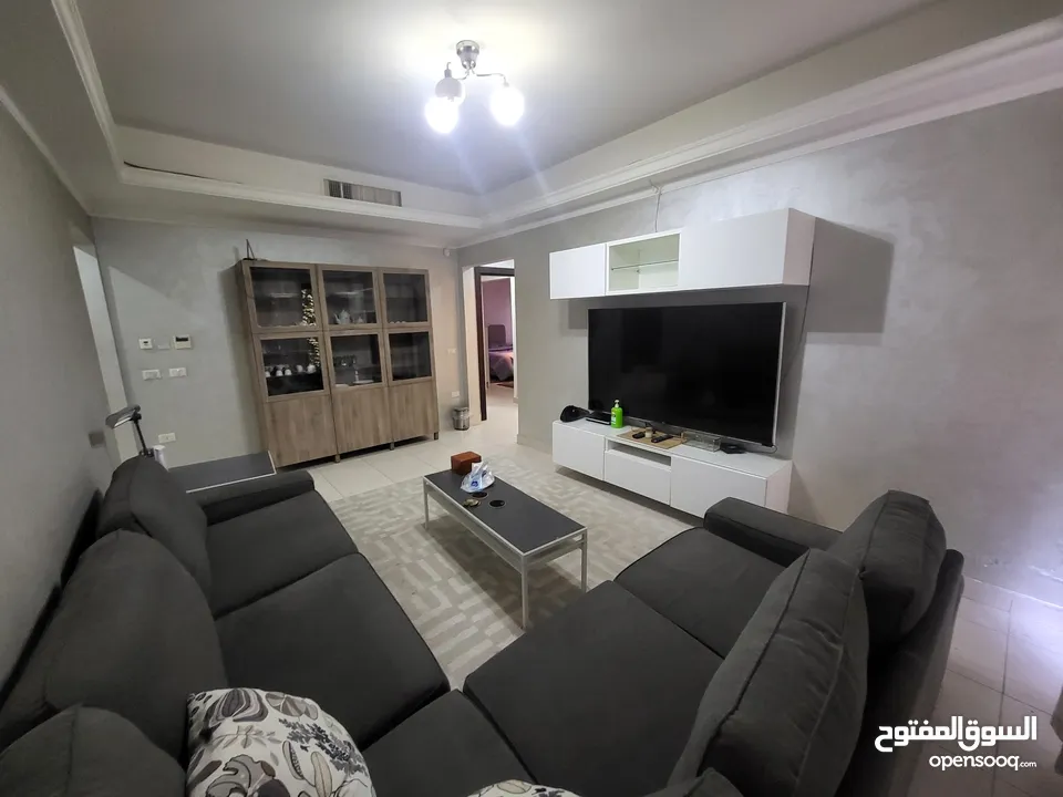 furnished apartment for rent in abdoon next to the Saudi Arabia embassy ground floor with three bedr