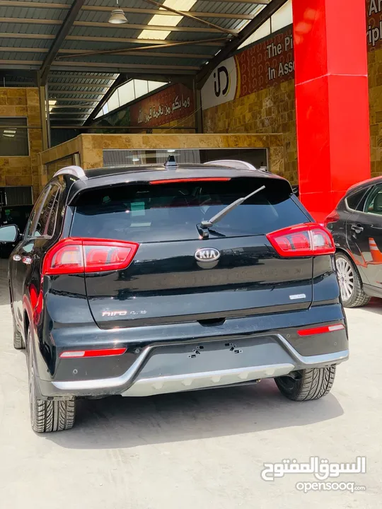 كيا نيرو تورينج KIA NIRO TOURING 2018