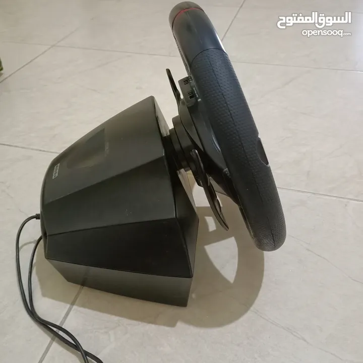 سترينج بلايستيشن اصلي من شركة بلايستيشن مستعمل بحالة الوكاله تم استعماله مرتين فقط يشتغل على ps4 ps3