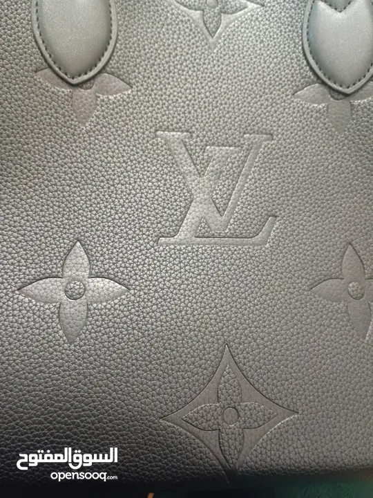 شنطه يد LV 6 جديده