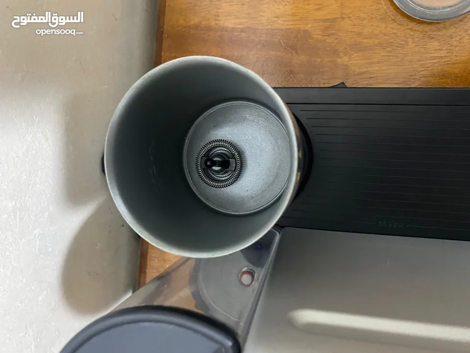 ماكنة قهوة نسبريسو Nespresso