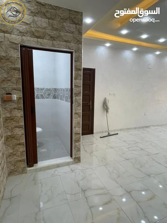 شقة مميزة للبيع في الجاردنز طابق اول 150م تشطيب سوبر ديلوكس