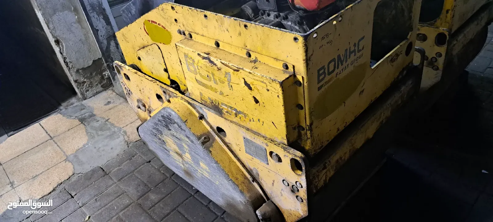 Roller compactor 2 pics for sale