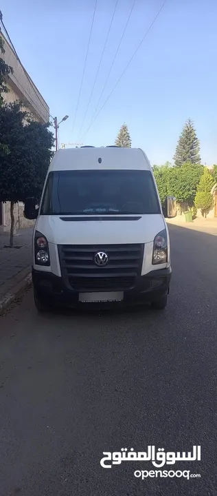 باص كرافتر مع ثلاجة تبريد