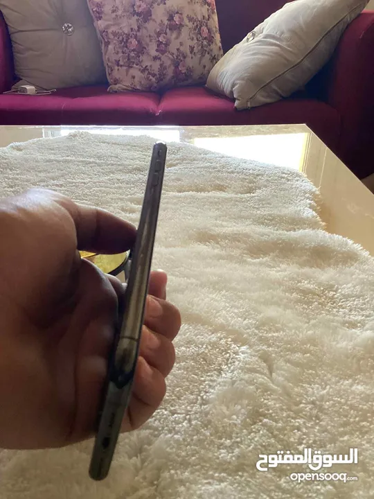 ايفون xs max وكاله مش مفتوح بالمره