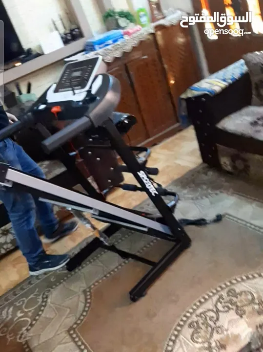 جهاز ركض رياضي قابل تفاوض